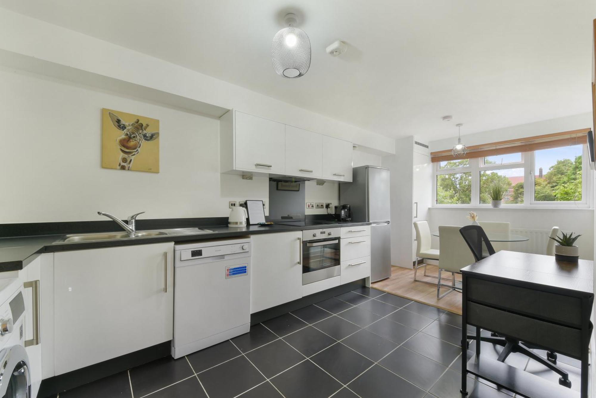 Spacious, Quiet And Modern Apartment Londra Esterno foto